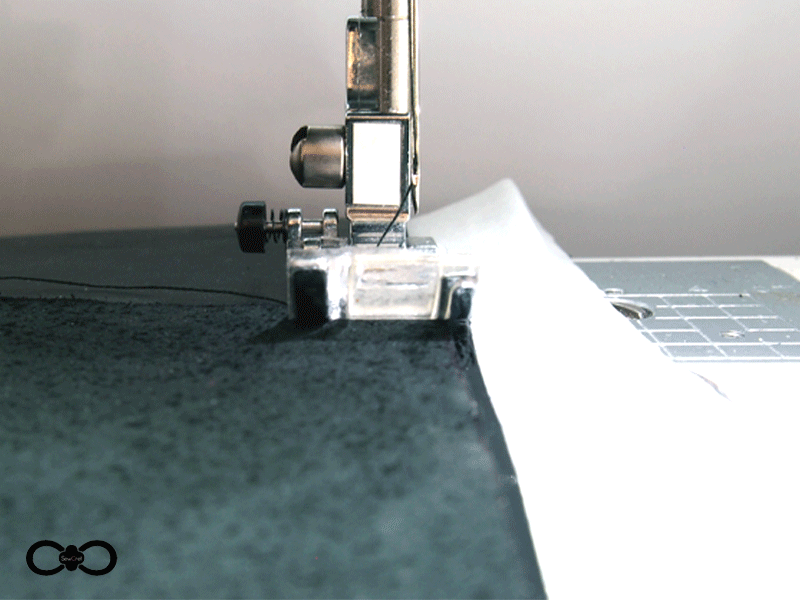 piquer-machine-coudre-papier-soie-sac-cuir-lego